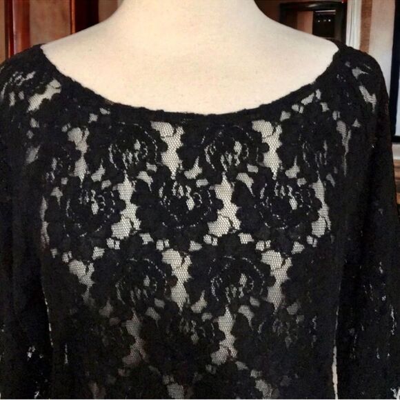 Joe Fresh Black Floral Lace Sheer Layering Top - Size Medium EUC Girly Boho - Picture 4 of 16